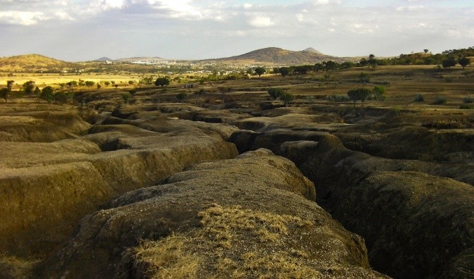 Degraded lands in the Sahel. Photo: Simone de Hek