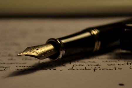 Fountain pen and letter