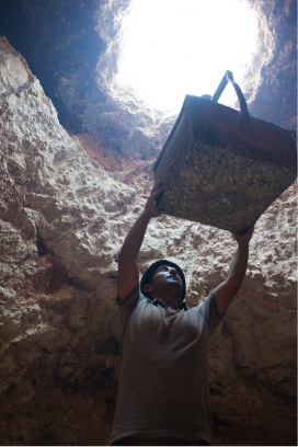 Labourers excavate a cistern in the Tubas governorate of the West Bank. Photo: ©FAO/Marco Longari